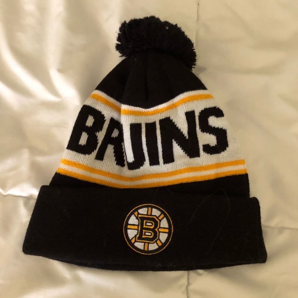 BOSTON BRUINS BEANIE